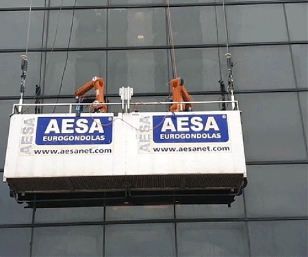 (Video) Skyscraper Window Washing Robots Are Here to Take Over The Most Terrifying Jobs