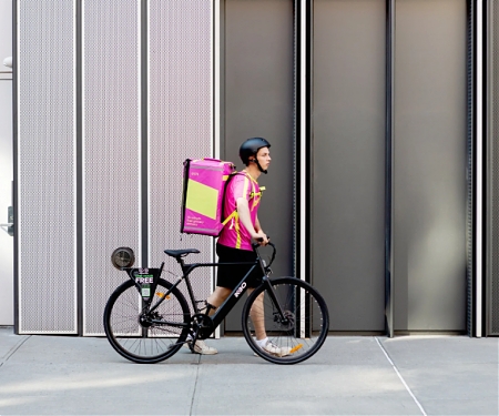These Startups Deliver Groceries Fast, Without Gig Workers - Buyk
