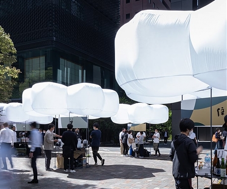 Luminous Rice-Shaped Balloons Invite Sake Lovers to Taste The Brew in Open-Air Bar