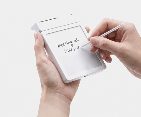 MATE Works Like a Sticky Note That Sets Its Own Alarm When You Write