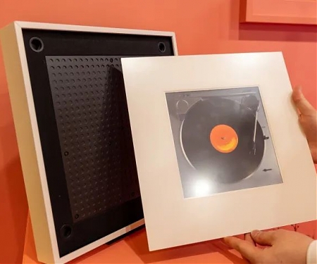 (CES 2024) Samsung’s Music Frame Makes Audio Look as Good as It Sounds