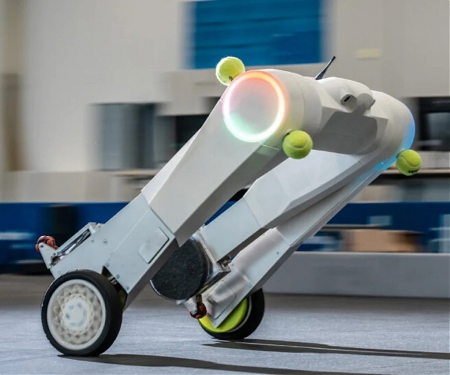 (Video) Fraunhofer's evoBOT - The Evolution of Autonomous Mobile Robotic Systems