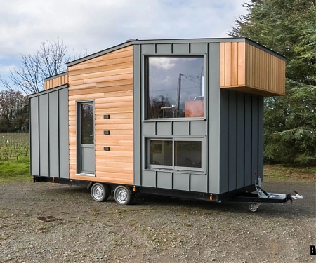 Contemporary Tiny House Maximizes Interior Space with "Upside-down" Layout