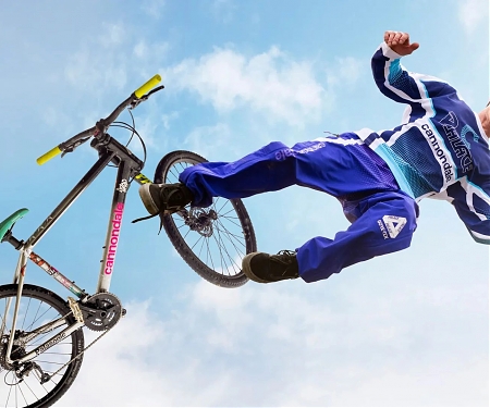 Is Luxury Missing Out on China’s Cycling Boom ?