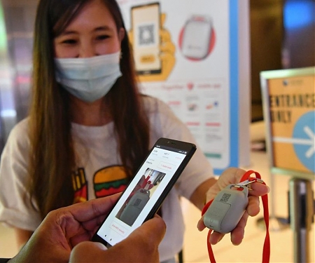 Will You have to Carry a Vaccine Passport on Your Phone ?