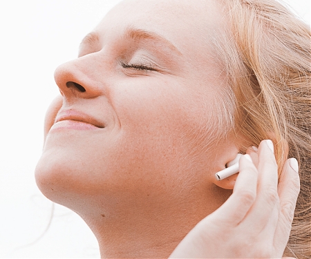 (Video) EarHealth - Earbuds That Diagnose Ear Problems