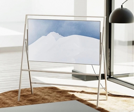 A Movable Home Display on an Easel Would Look Good Around Your House