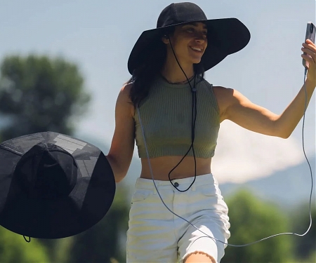 (Video) This Solar-Powered Hat Lets You Wear Your Power Bank on Your Head