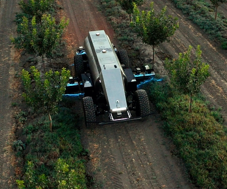 (Video) Herbicide GUSS Autonomously – and Judiciously – Sprays Orchards