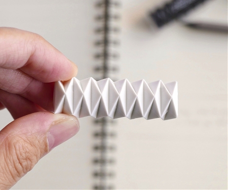 The ZIGZAG Eraser Inspired by Japanese Origami