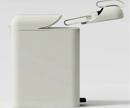 Dusty Trash Bin with Built-In Brush and Dustpan