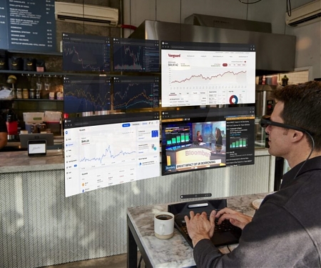 (Video) Hands On With Spacetop, the First Augmented Reality Laptop