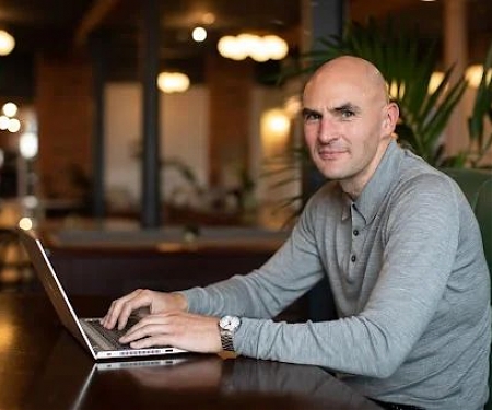 (Video) How Google AI is Helping Reduce Greenhouse Gas Emissions - Project Green Light