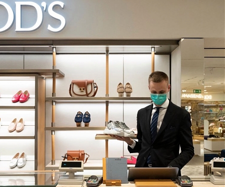 (PDF) BCG - A Three-Season Strategy for Fashion and Luxury Retailers