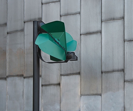Wind-Powered Street Lamps Reduce Light Pollution in Germany - Papilio