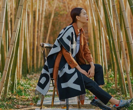 Burberry’s Sale Rebound Sparks Hope for Luxury Retail