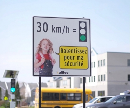 (Video) A New Traffic Light Only Turns Green for Safe Drivers