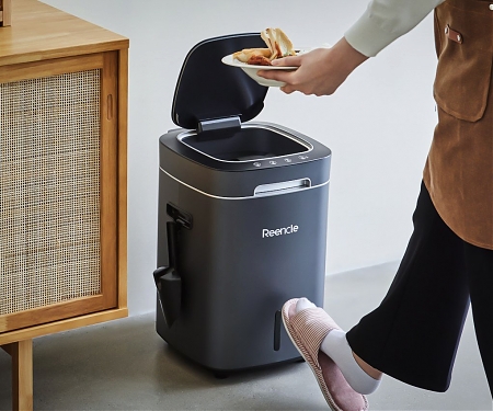 (Video) This Kitchen Appliance will Effectively Turn All Your Food Waste Into Soil Fertilizer