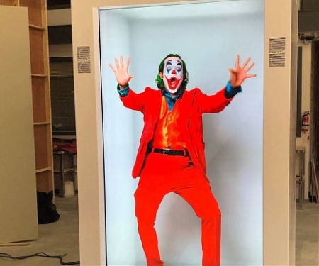 (Video) PORTL Hologram Raises $3M to Put a Hologram Machine in Every Home