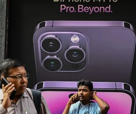 How a $12 Phone Could Help Close India’s Digital Divide