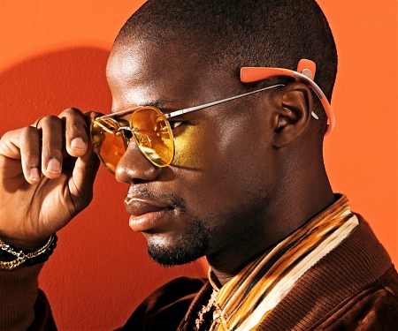 These Bone-Conduction Headphones for the Hearing Impaired Lets Them Hear Music Fashionably