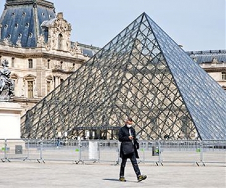 World's Top Art Museums Still Reeling From Pandemic Shock