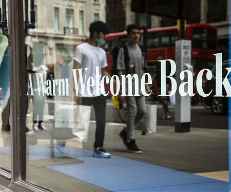 (Infographic) As Vaccine Rollout Continues, Retail Sees a Much-Needed Rebound