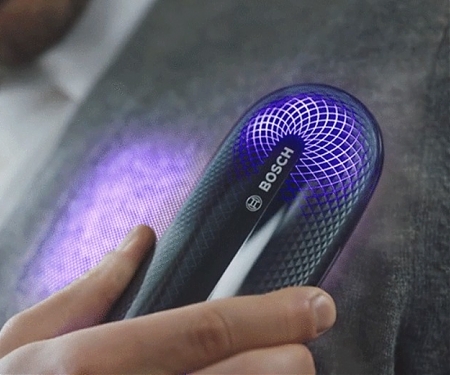 (Video) Bosch's 'FreshUp' Handheld Clothes Cleaner Might Be Genius