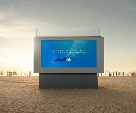 (Video) You Can Actually Swim in This Adidas Billboard