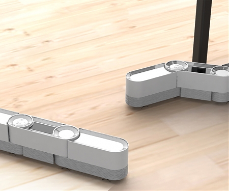 This Snake-Inspired Floor Vacuum Uses Special Hinges to Clean Any Corner