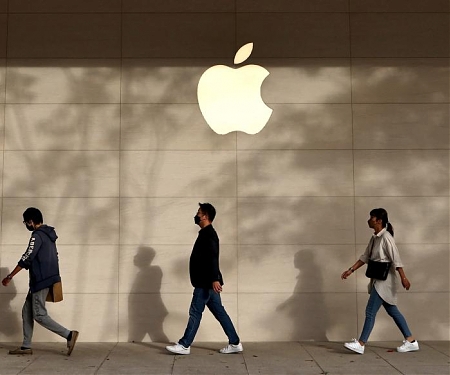 Services Gloss Over Apple's Hardware Slump