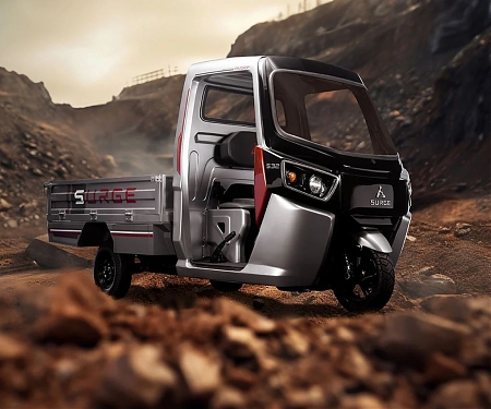 (Video) This Shape-Shifting Rikshaw Converts Into an e-Scooter in Less Than Three Minutes