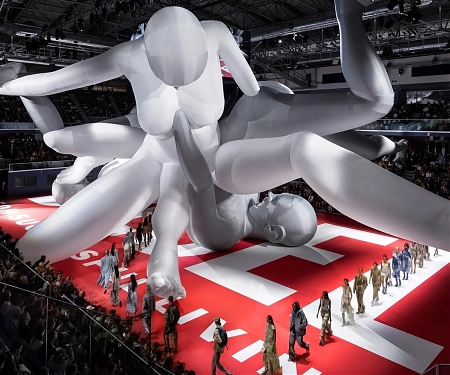 The World's Largest Inflatable Sculpture for Diesel Show
