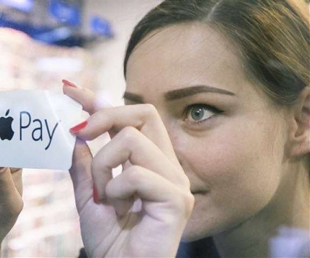 Apple Teams Up With Goldman for ‘Buy Now, Pay Later’ Service