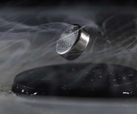 (Video) Researchers Synthesize Room Temperature Superconducting Material