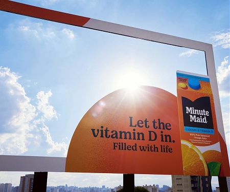 Minute Maid Billboards Tap On The Sun To Dispense Vitamin D