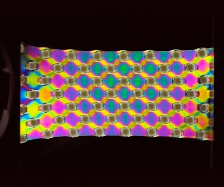 ‘Smart Plastic’ Material is Step Forward Toward Soft, Flexible Robotics and Electronics