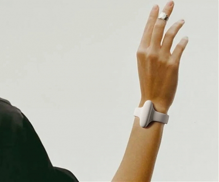 RIMOWA’s 2026 Prize Went to a Bracelet That Speaks Sign Language