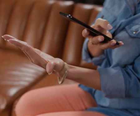 (Video) Amazon One Launches New App to Scan Your Palm for Checkout