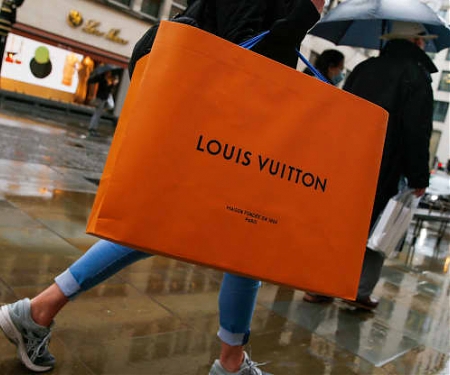 Ultra-Rich Fueling Sales of Luxury Brands Despite Inflation and Recession Fears