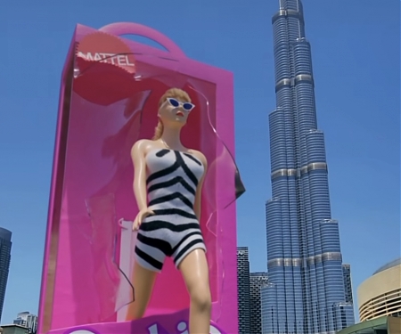(Video) 3D Ad of Barbie Stepping Out Of Box Near Burj Khalifa Disarms Belief