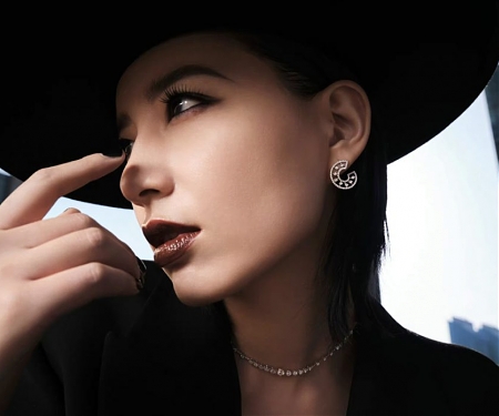 China’s ‘She Economy’ Booms As Women Invest In Their Own Happiness