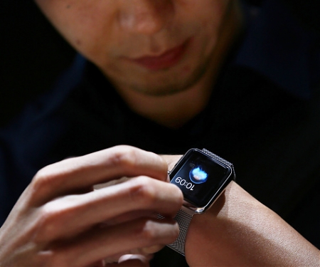 (Patent) A New Apple Patent Describes Smart Gestures and AI Being Used in a Future Apple Watch