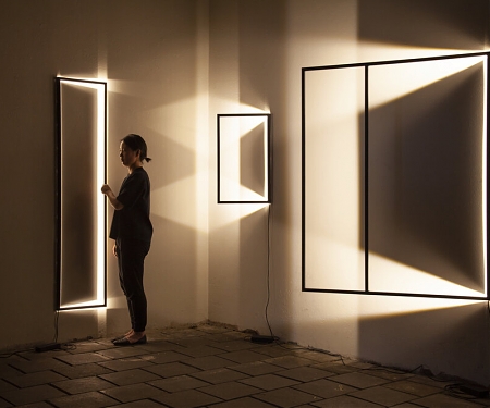 A Window-like Lighting Fixtures Create Playful Geometric Light - Māyā