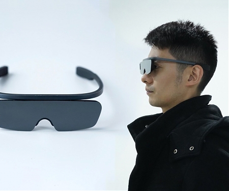 Thinnest VR Headset in the World Looks Exactly Like a Pair of Sunglasses