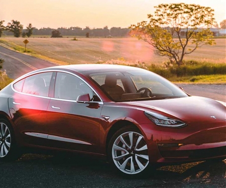 (PDF) Mckinsey - The Irresistible Momentum Behind Clean, Electric, Connected Mobility