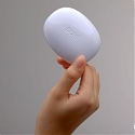 (Video) Ultrasonic Pebble Cleans Clothes With Sound - Dolfi