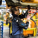 (Video) Ford Trialing EksoVest Exoskeleton for Overhead Work