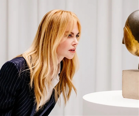 (Video) Nicole Kidman visits Brancusi's Danaïde at Christie's