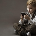 Moblie Kids : The Parent, The Child and The Smartphone